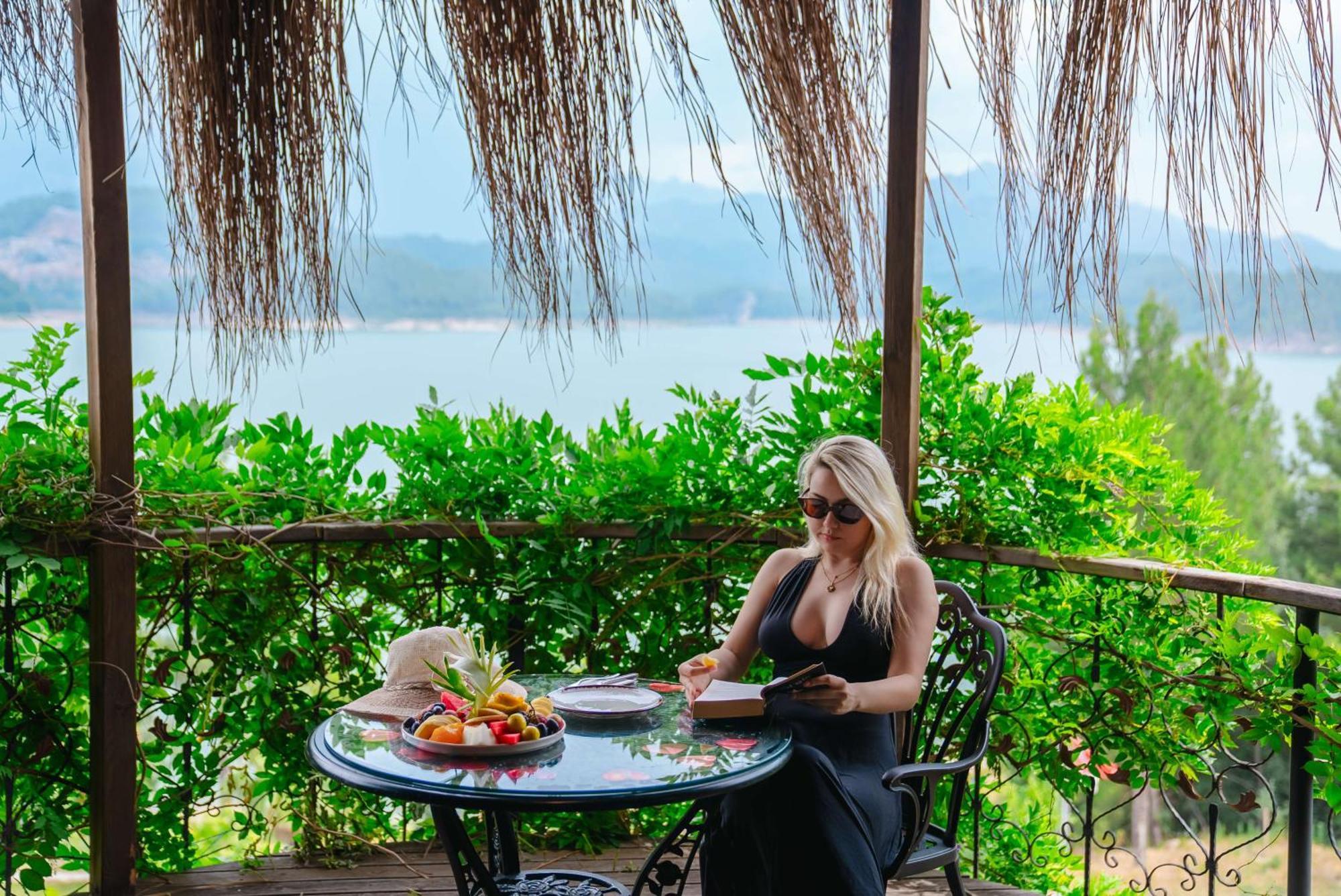 Botanik Goel Evleri Hotel Bucak Exterior foto